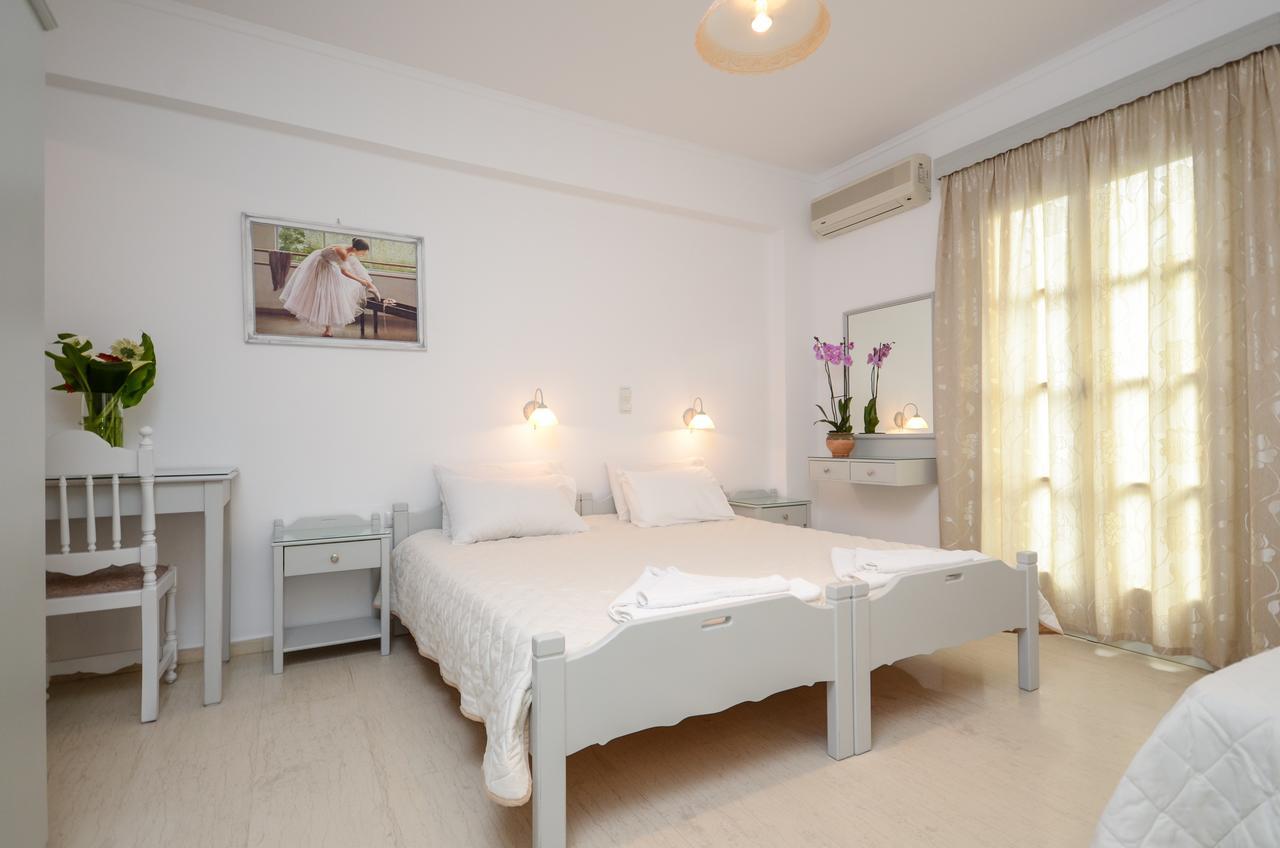 Golden Beach Studios Down Town Naxos City ภายนอก รูปภาพ