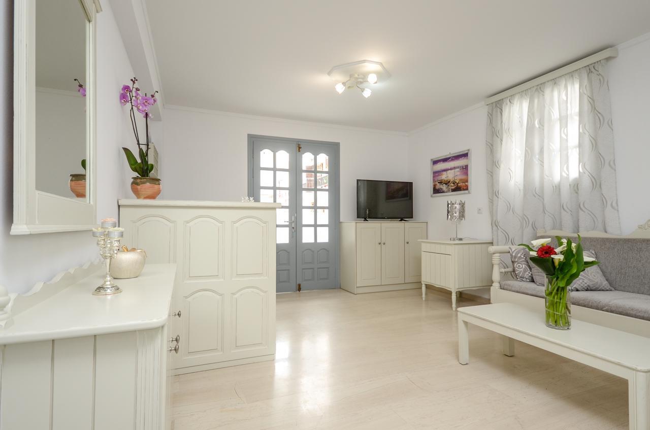 Golden Beach Studios Down Town Naxos City ภายนอก รูปภาพ