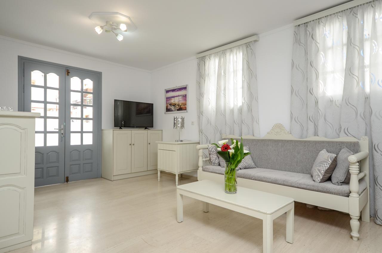 Golden Beach Studios Down Town Naxos City ภายนอก รูปภาพ