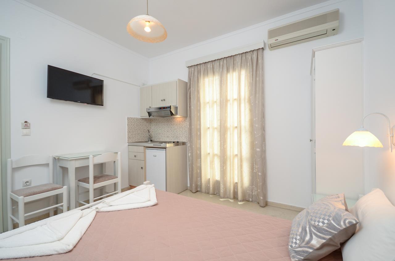 Golden Beach Studios Down Town Naxos City ภายนอก รูปภาพ