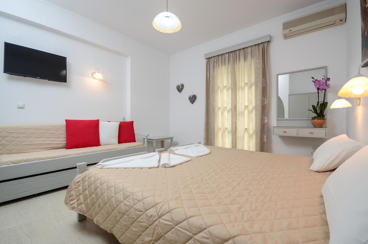 Golden Beach Studios Down Town Naxos City ภายนอก รูปภาพ