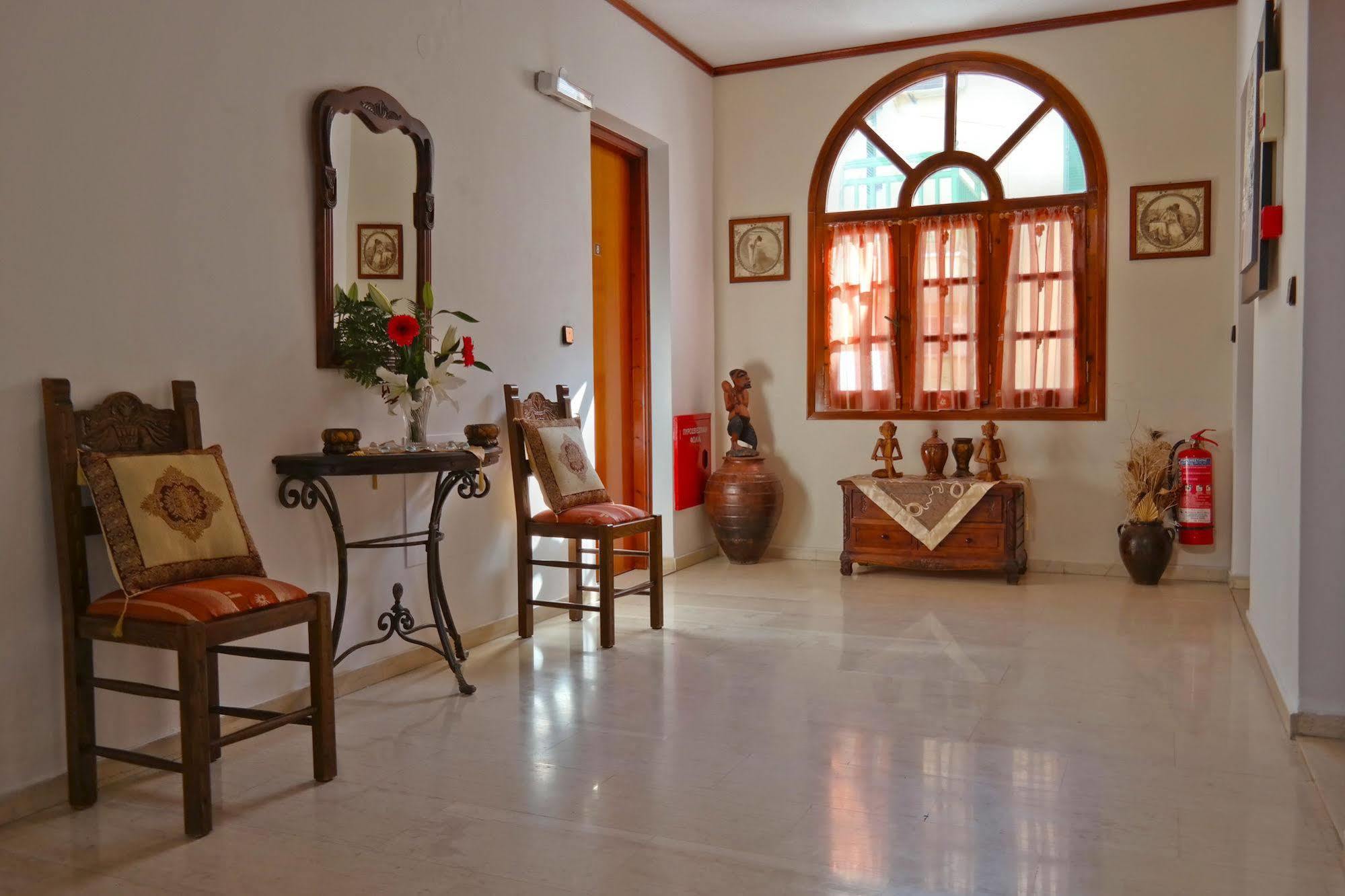 Golden Beach Studios Down Town Naxos City ภายนอก รูปภาพ